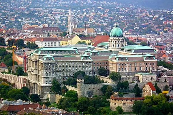 Buda Castle photo 1