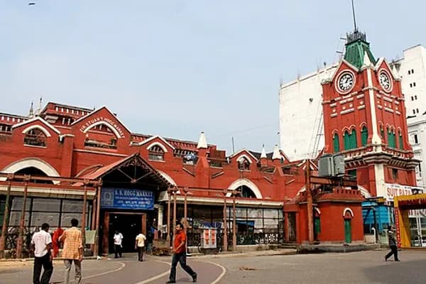 New Market photo 1