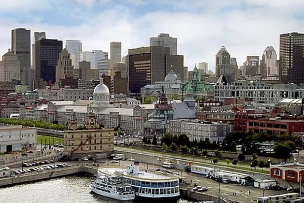 Old Montreal photo 1