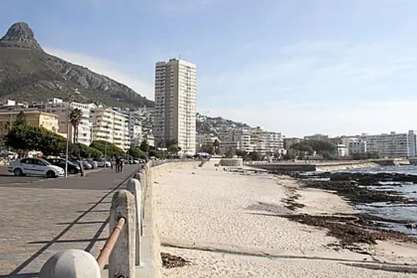 Sea Point photo 3