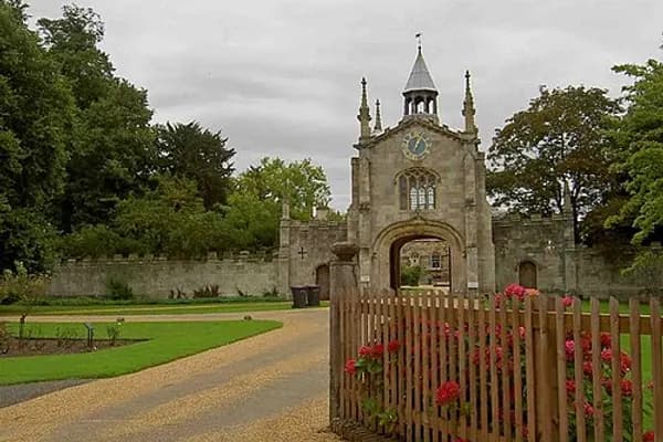 Bishopthorpe Road photo 3