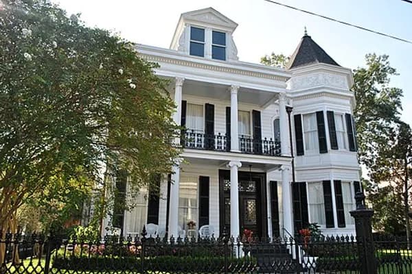 Garden District photo 4