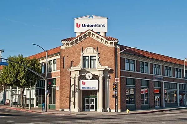 Highland Park photo 1