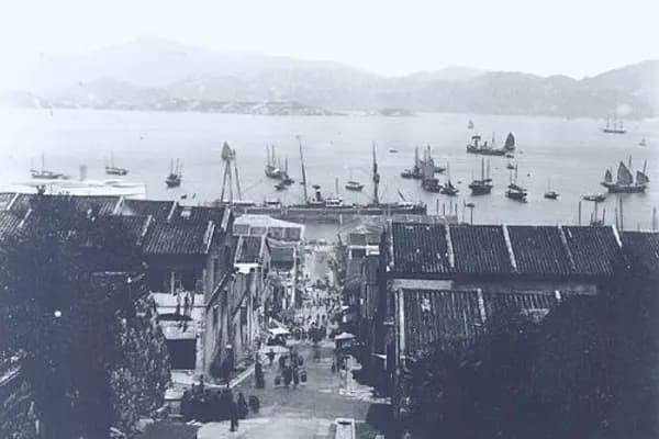 Sai Ying Pun photo 2