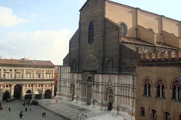 San Petronio photo 2
