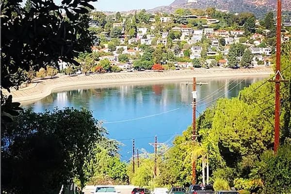 Silver Lake photo 1